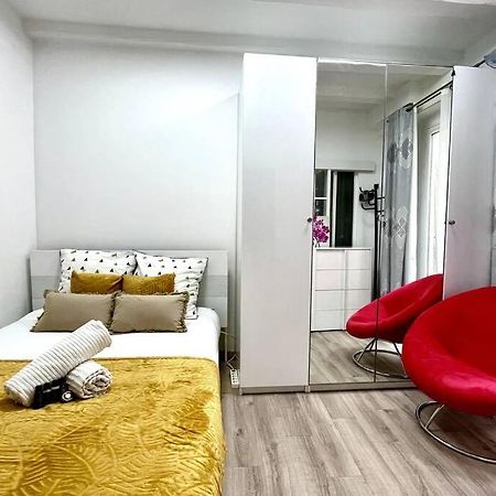 Exceptionnelle maison de ville ✧Cour privée ✧Métro Parigi Esterno foto