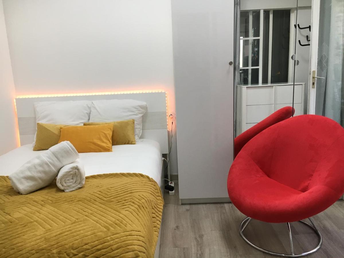 Exceptionnelle maison de ville ✧Cour privée ✧Métro Parigi Esterno foto